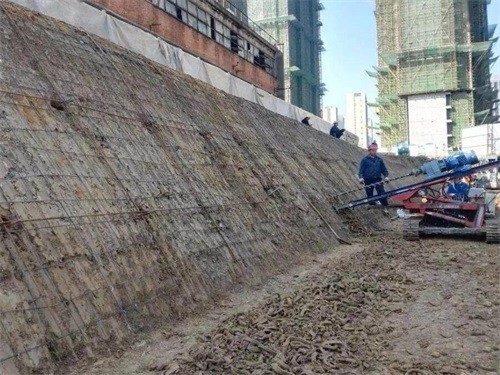 佳县建筑边坡支护